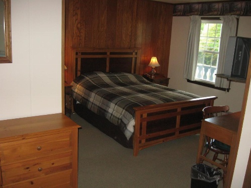 Big Bears Lodge image 23